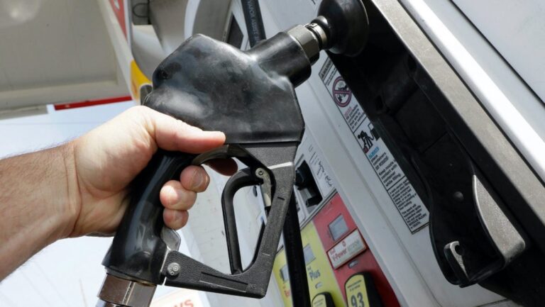 North Carolina Gas Pumps Become Target For Hidden Razor Blade Attacks ...